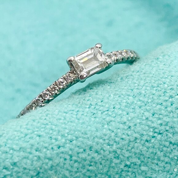 Tiffany & Co. Novo Horizon Platinum Emerald Cut & Round Diamond Ring Size 4.75 - Picture 2 of 14